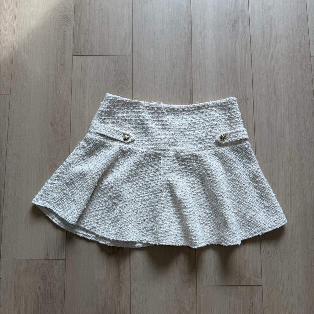H&M White Textured Skater Skirt